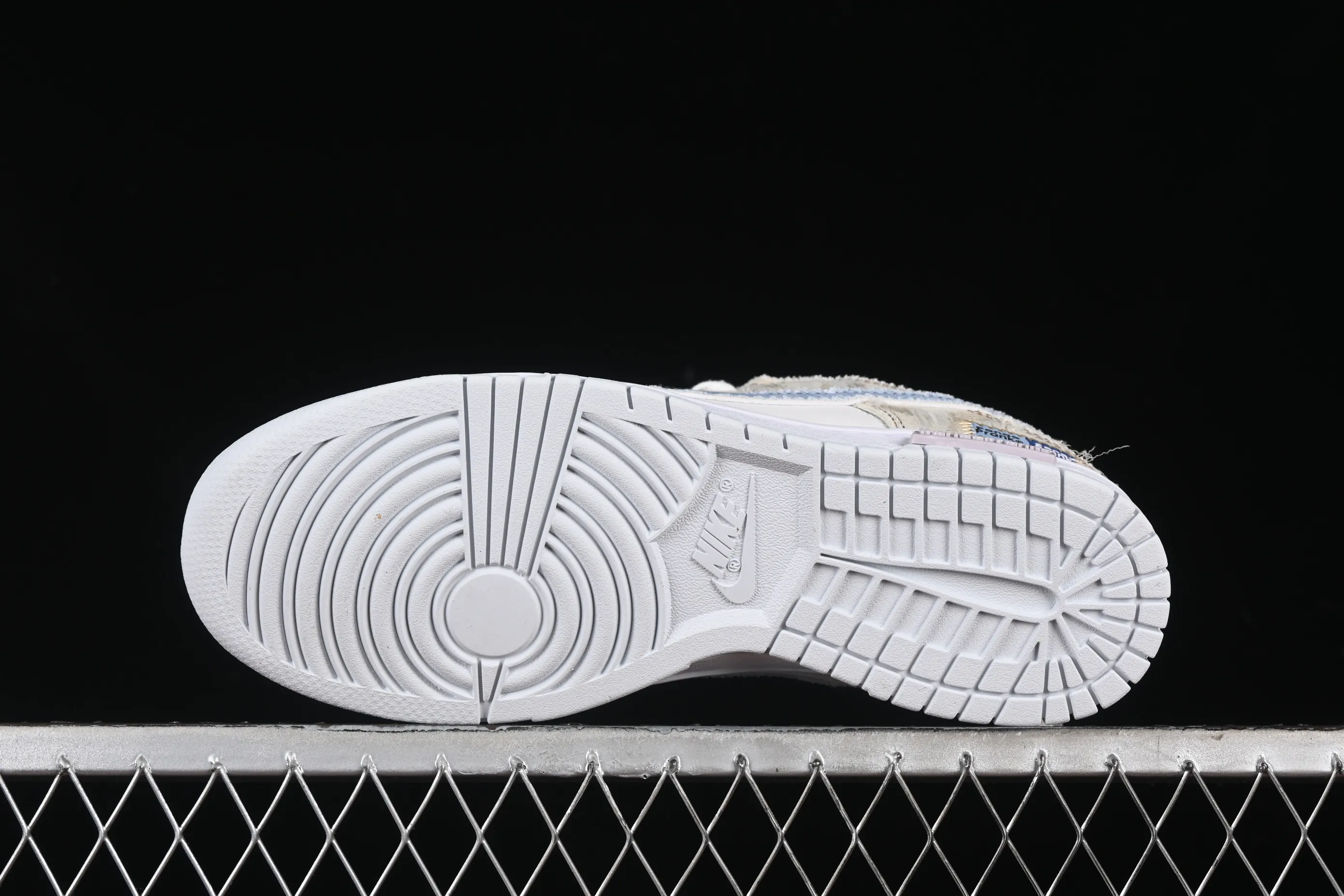 All Categories Nk SB Dunk Series Nk SB Dunk Low Low-top sneakers Nk Dunk Low Retro Panda Prank Lead the Dream Lover Special Gift Box Low-top casual sneakers HF0730-160